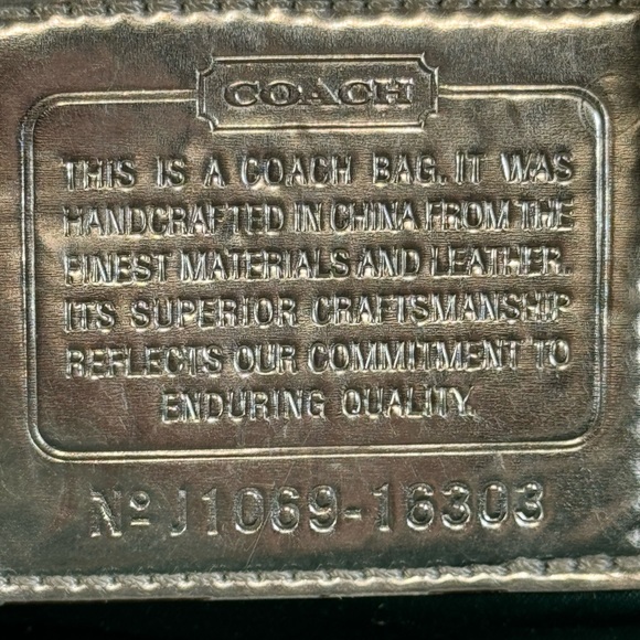 Coach Poppy Limited Edition Spotlight Sequin Tote and Wristlet - Picture 11 of 17